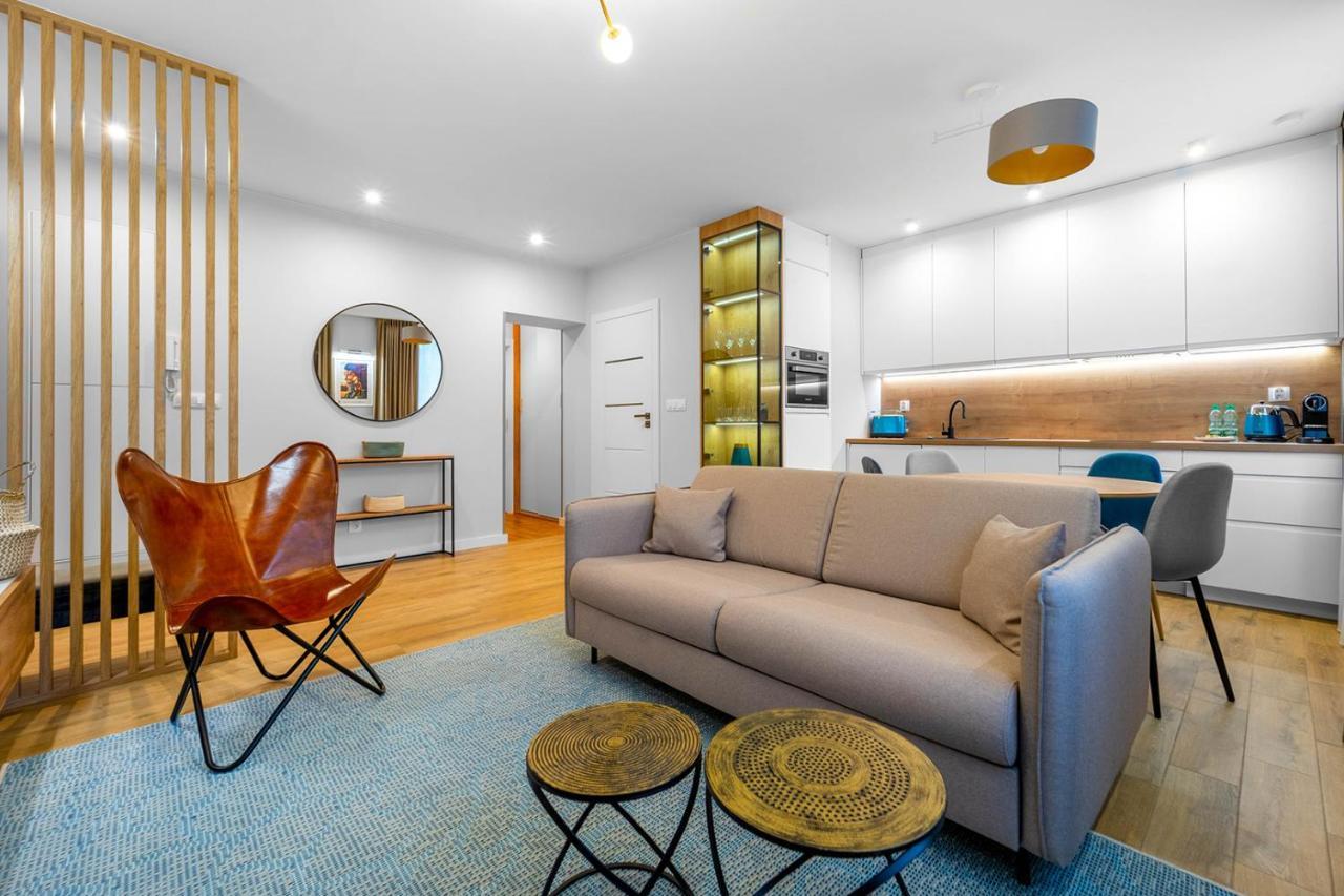 Elektoralna Comfort Apartment Varsó Kültér fotó